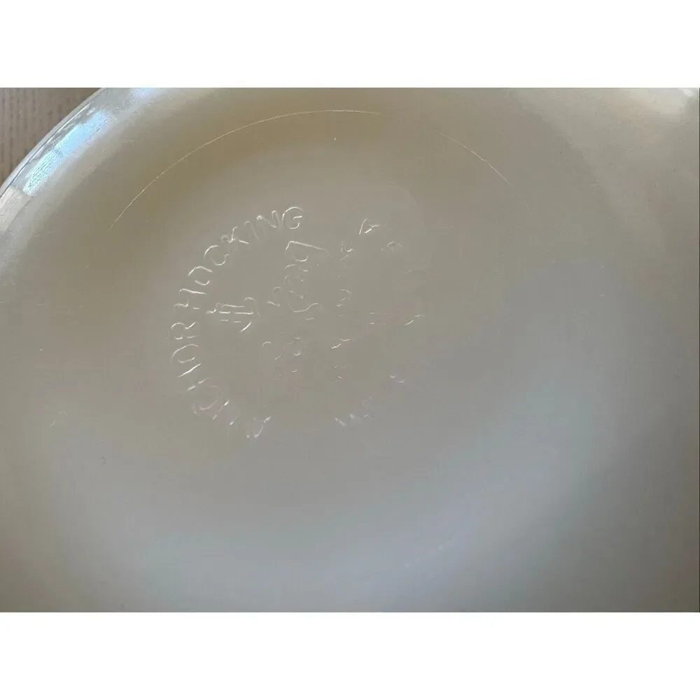 Anchor Hocking milk glass bowl fruit harvest mid century 70s